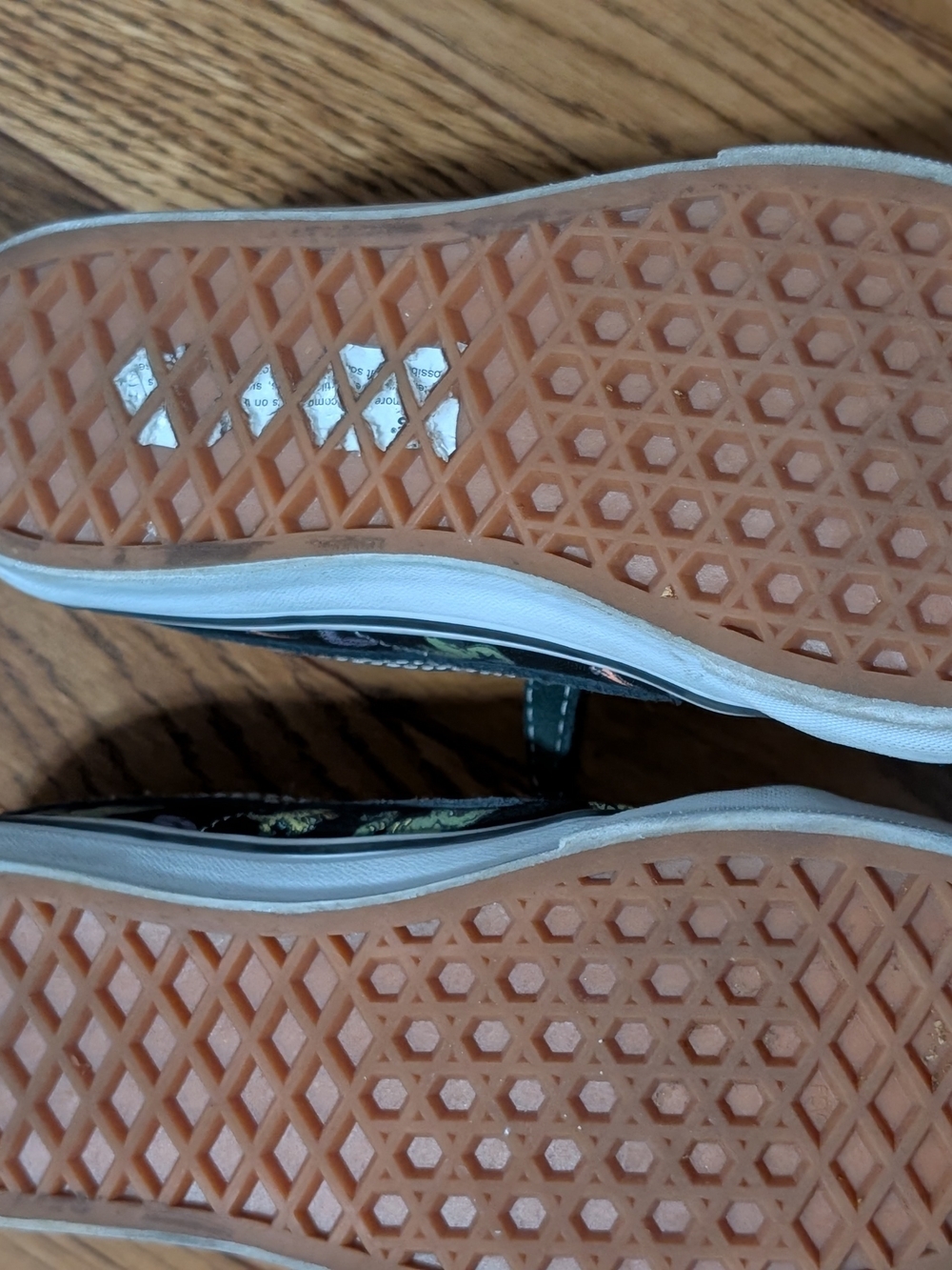 Vans Women's Low-Top Sneakers in Gum/Black